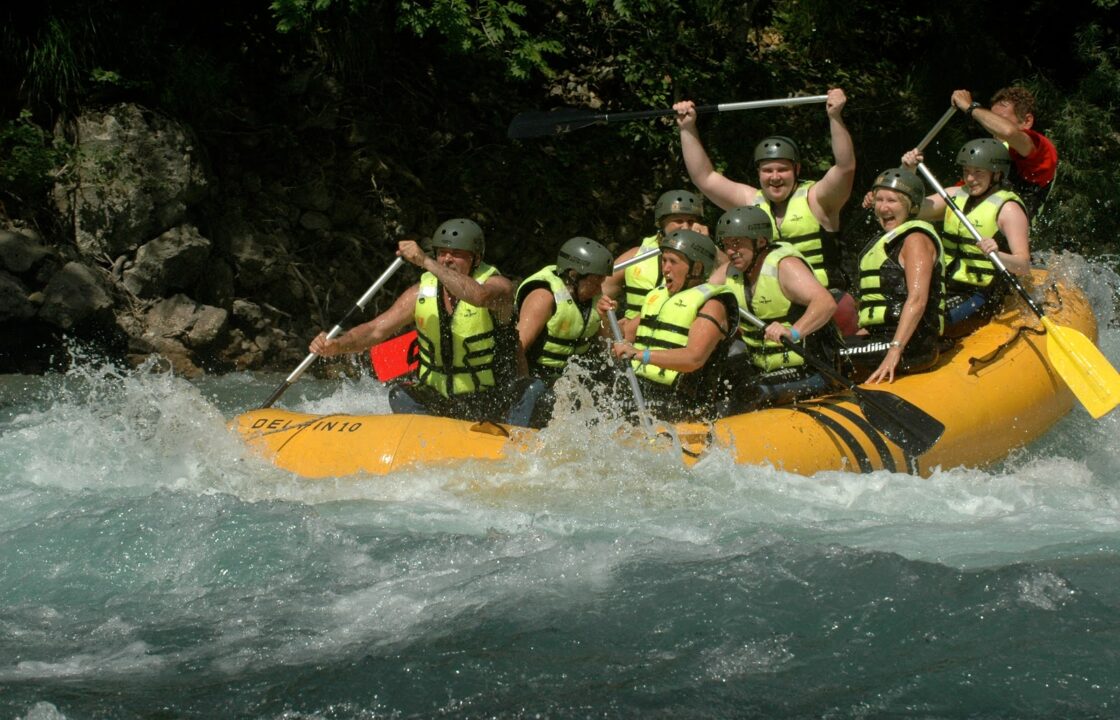 Rafting-in-the-Tara-river-1